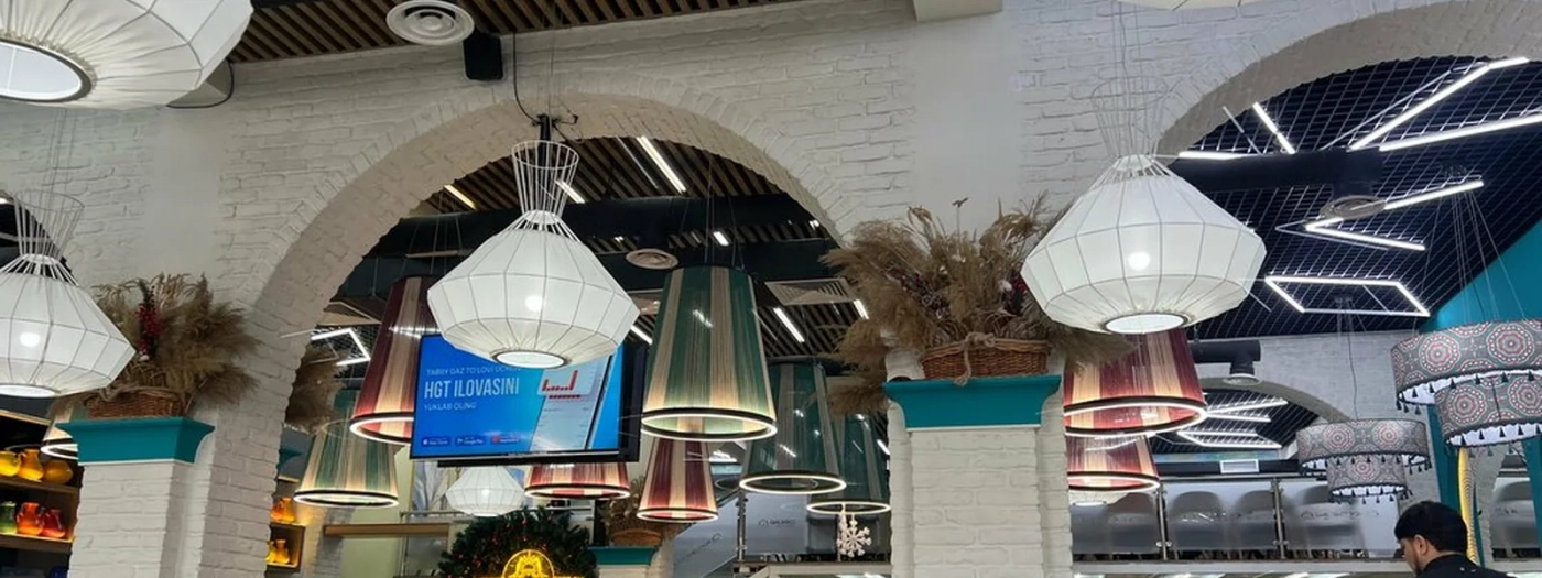 Qaldirg'och oilaviy restoran