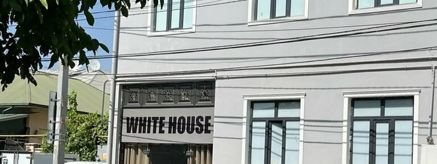 White House Hostel
