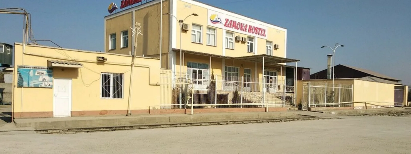 Zamona Hostel