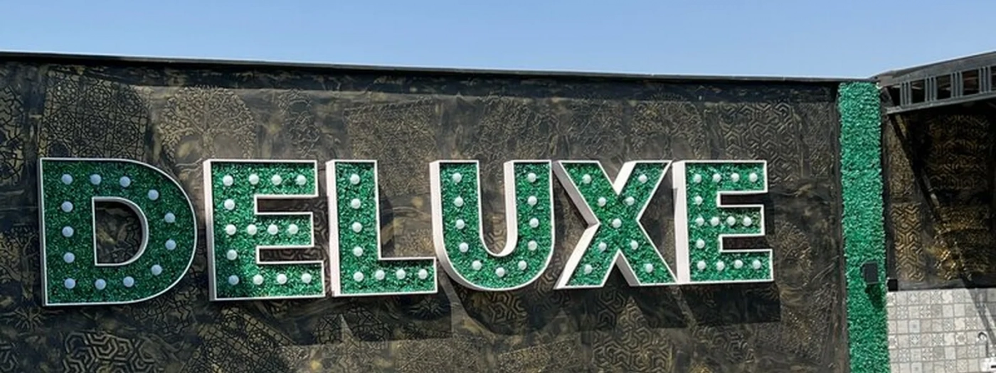 Deluxe