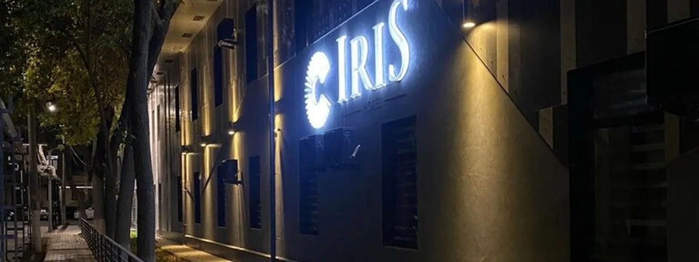 Iris Hotel