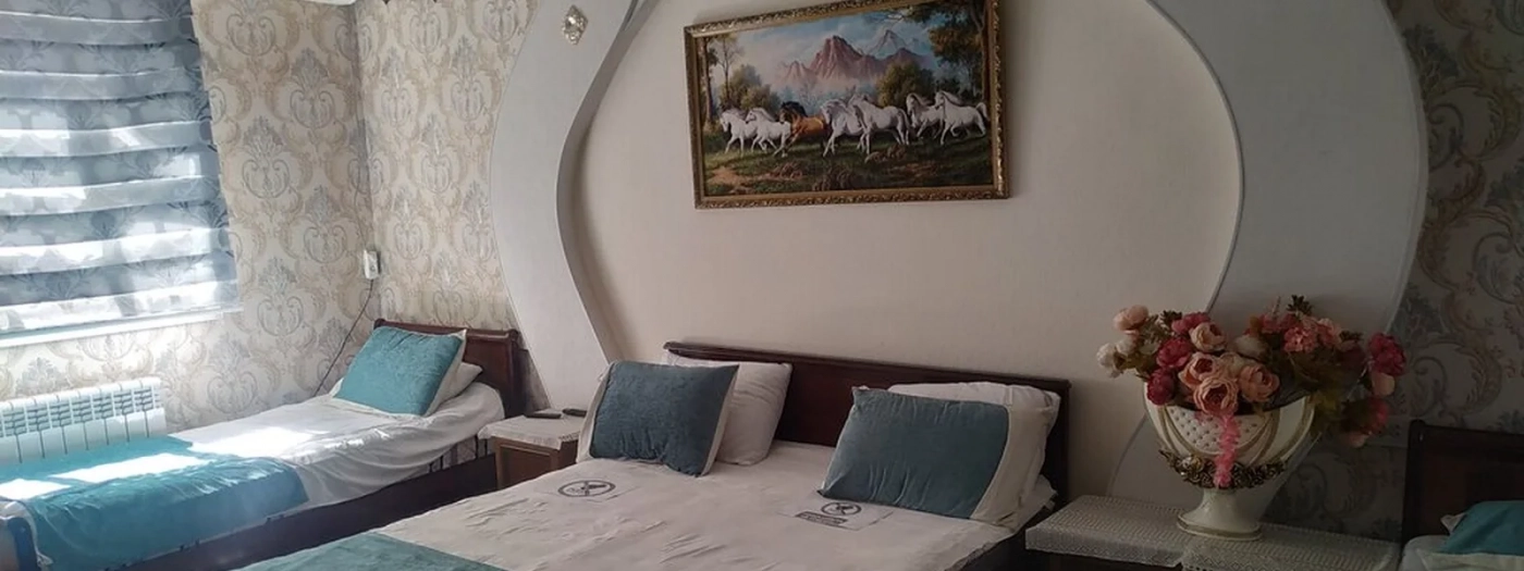 Gold Star Hotel