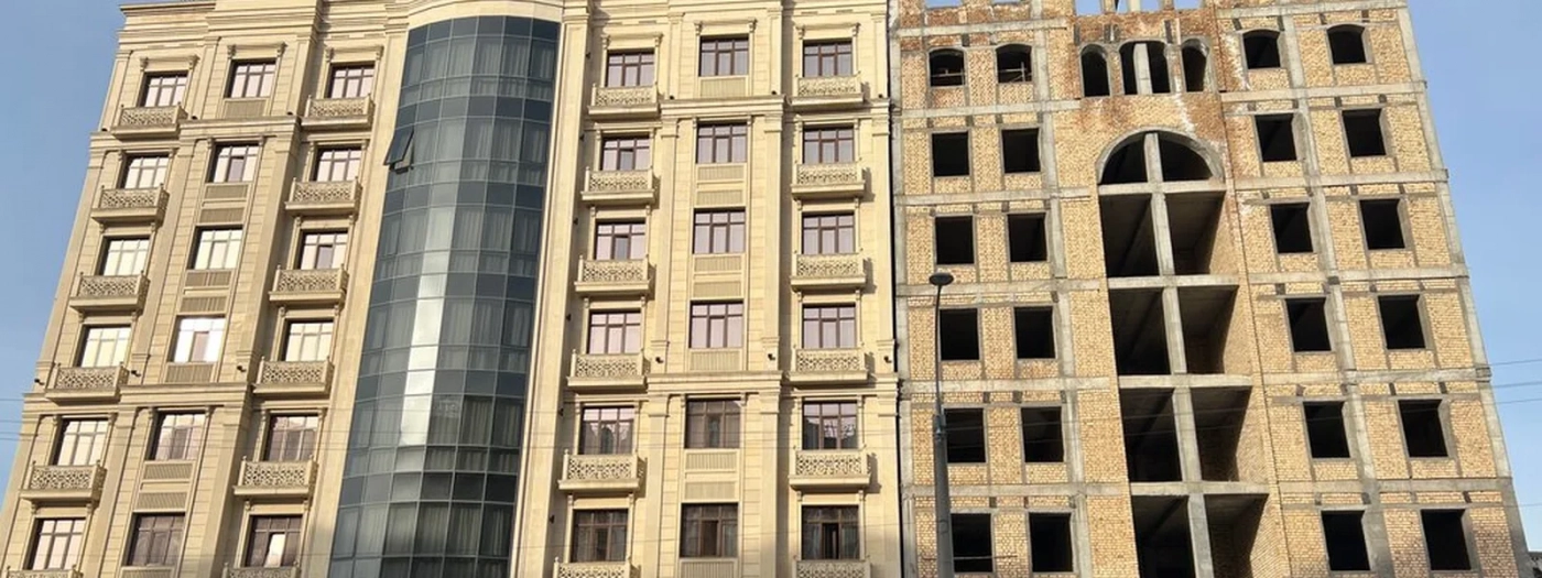 Qushbegi Plaza