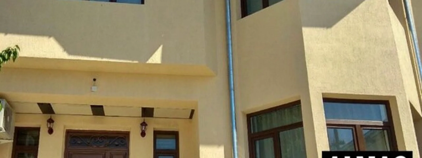 Almas Hotel