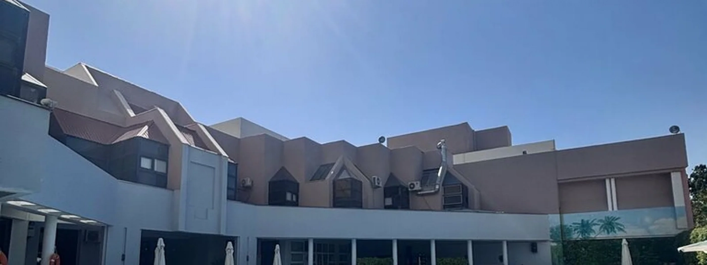 Le Grande Plaza Hotel