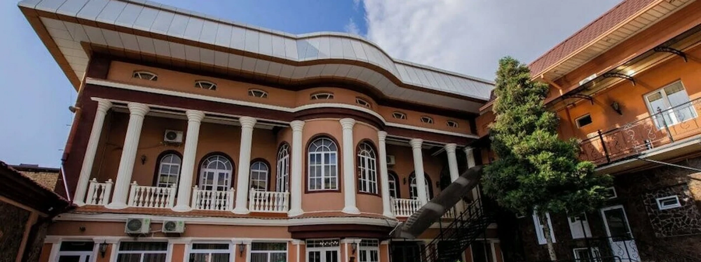 Art House Hotel