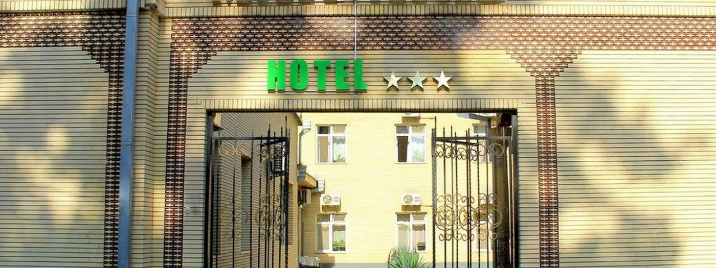 Marvarid Hotel