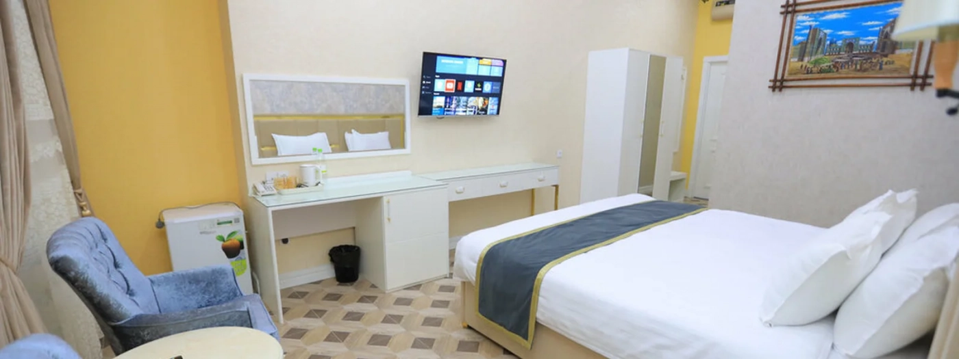 Ayniy Hotel