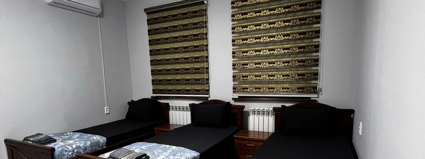 Baxt Guest House
