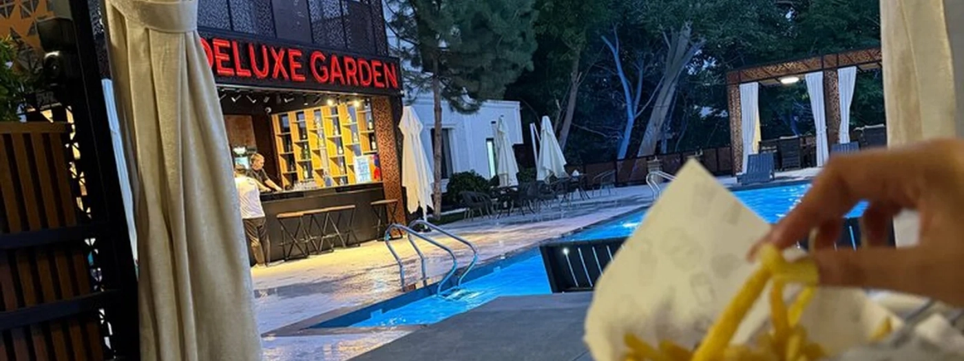 Deluxe Garden