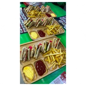 M Lunch
