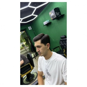 Lefty Barber